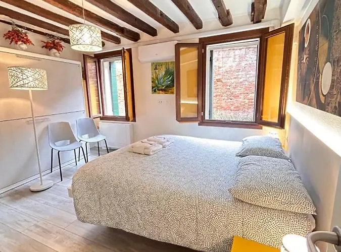 Ca Dei Santi- Biennale